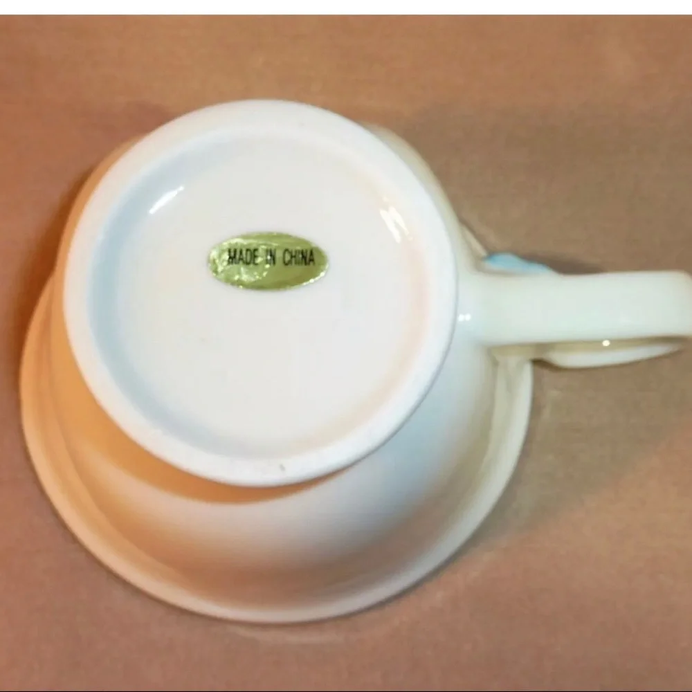 VTG Bailey One Mug Cup Irish Cream Winking Face